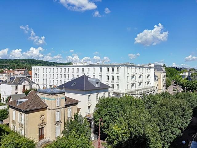 Vittel Spacieux 2 Pieces Renove - Confortable - Vue - 200 Metres Thermes Eksteriør bilde